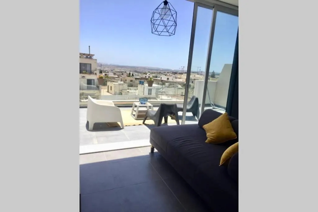 Luxury Penthouse With 360 View 30M2 Main Terrace 0*, Saint Julian's Malta